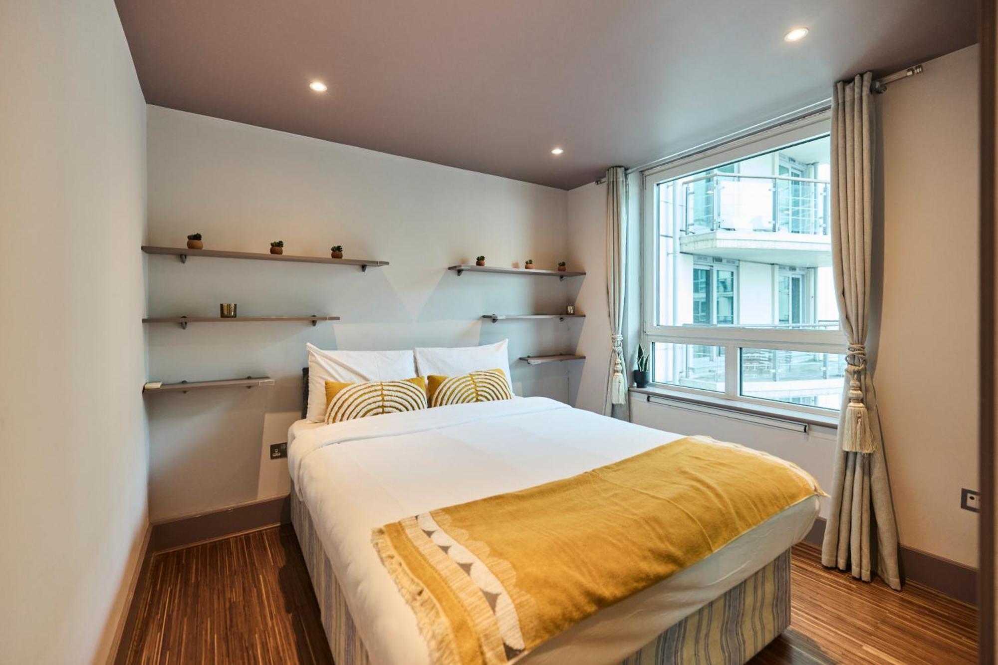 The Vauxhall Hideout - Comfy 2Bdr Flat With Balcony ลอนดอน ภายนอก รูปภาพ